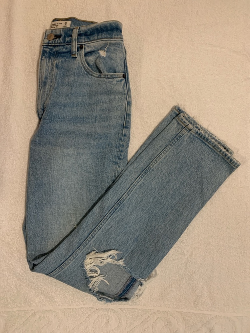 Abercrombie & fitch 90’s straight ultra high-rise jeans!